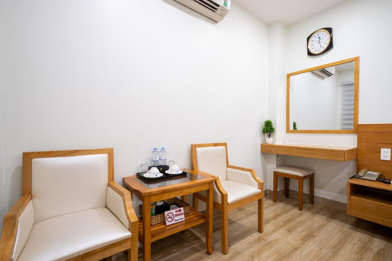 Vivian Khách sạn 3*